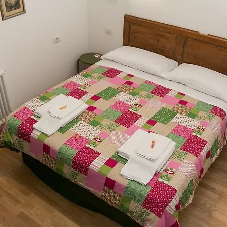 La Sciora Oliva Lägenhetshotell Chiavenna