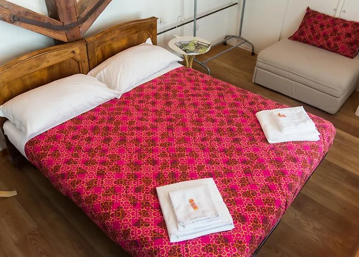 La Sciora Oliva アパートホテル キアヴェンナ